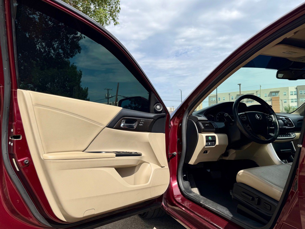 2014 Honda Accord Image 5