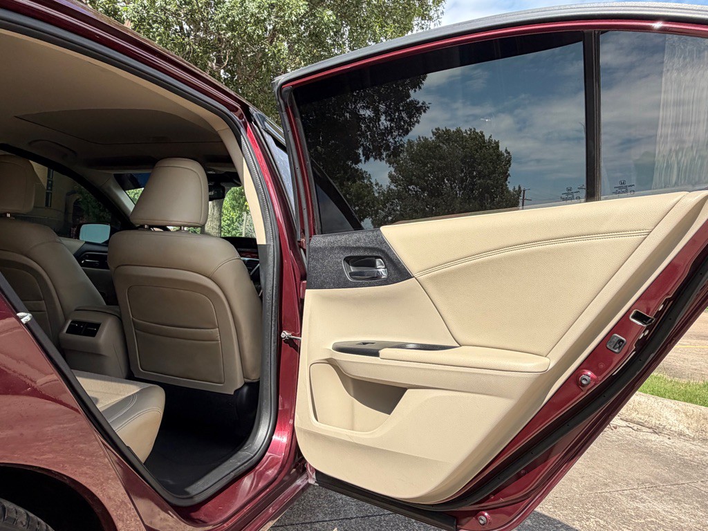 2014 Honda Accord Image 26