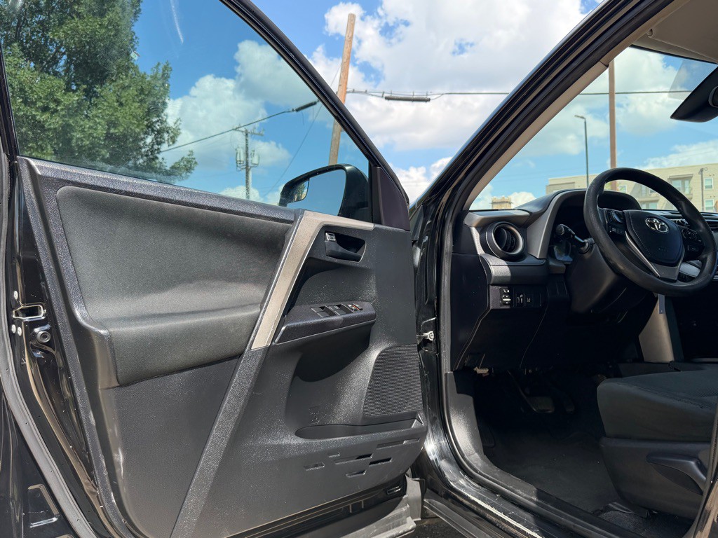 2018 Toyota Rav4 Image 5