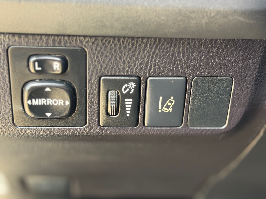 2018 Toyota Rav4 Image 8