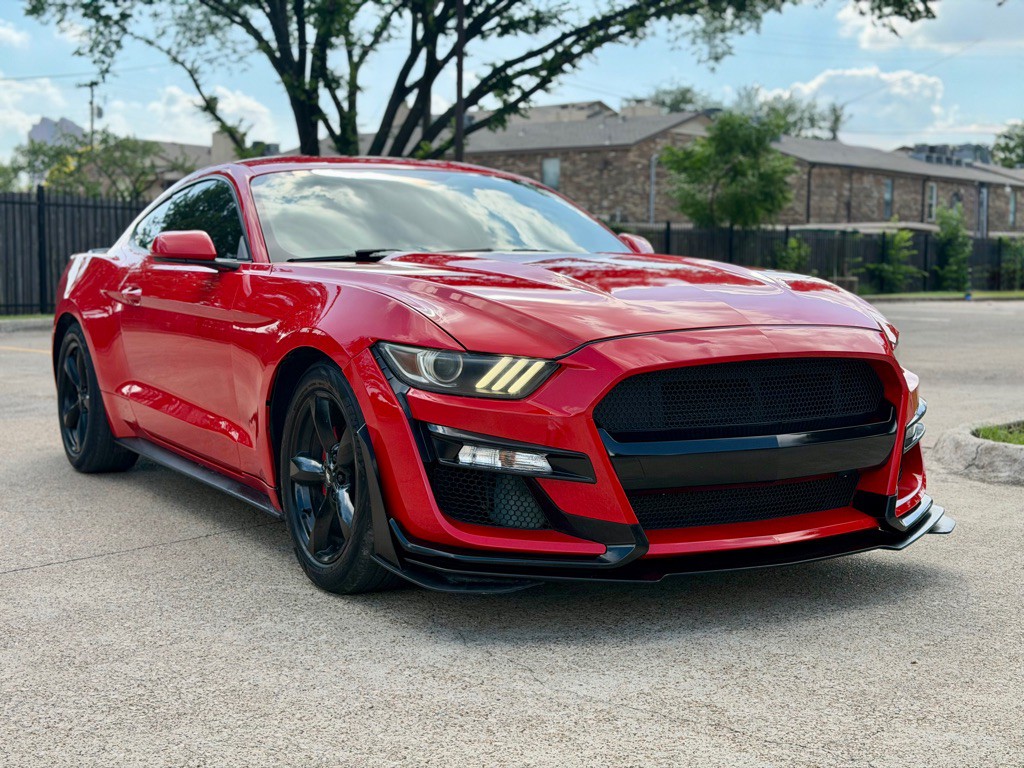2015 Ford Mustang Image 2