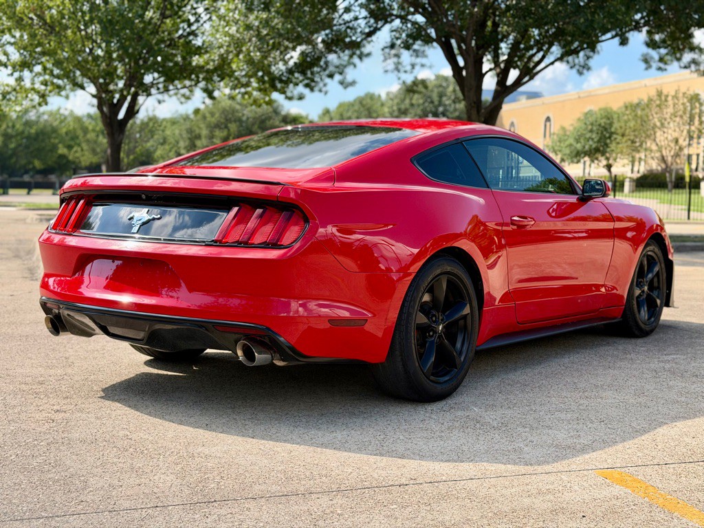 2015 Ford Mustang Image 3