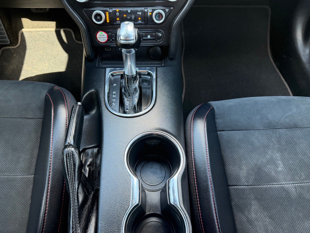 2015 Ford Mustang Image 16