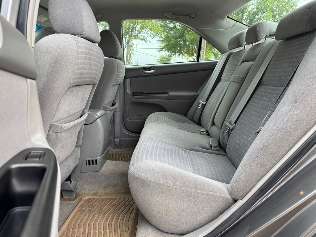 2005 Toyota Camry Image 19