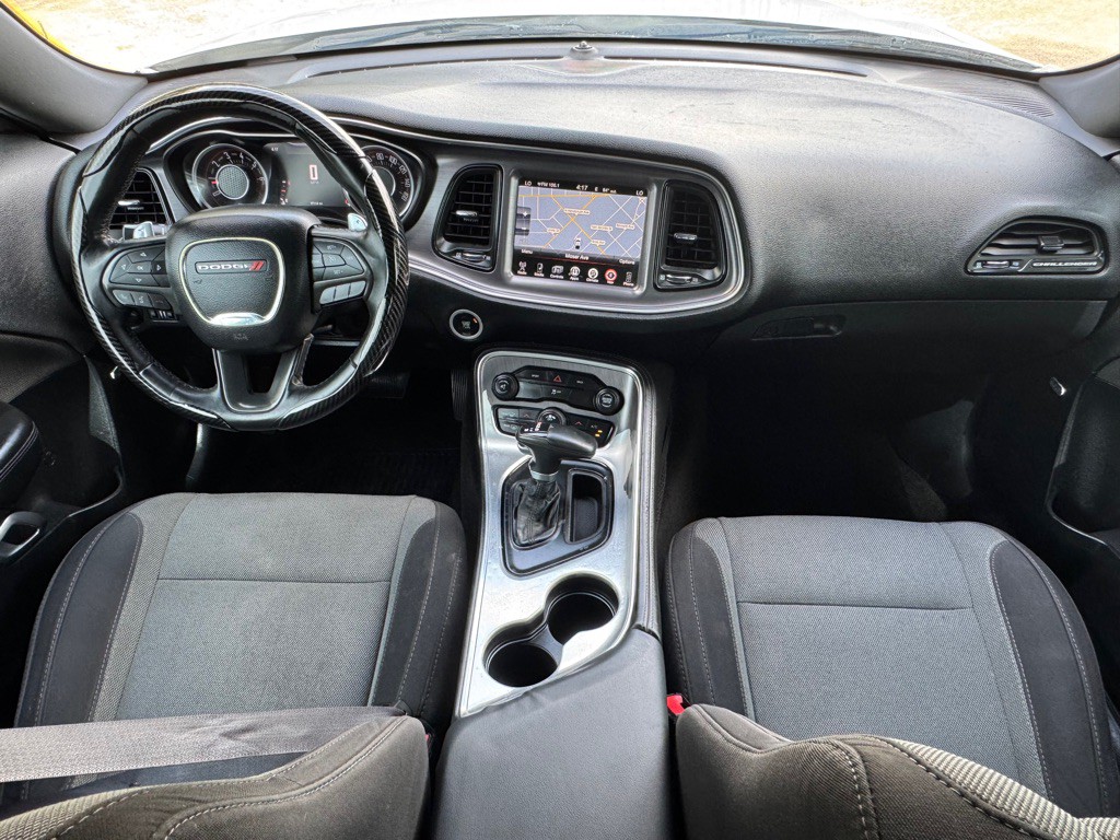2015 Dodge Challenger Image 14