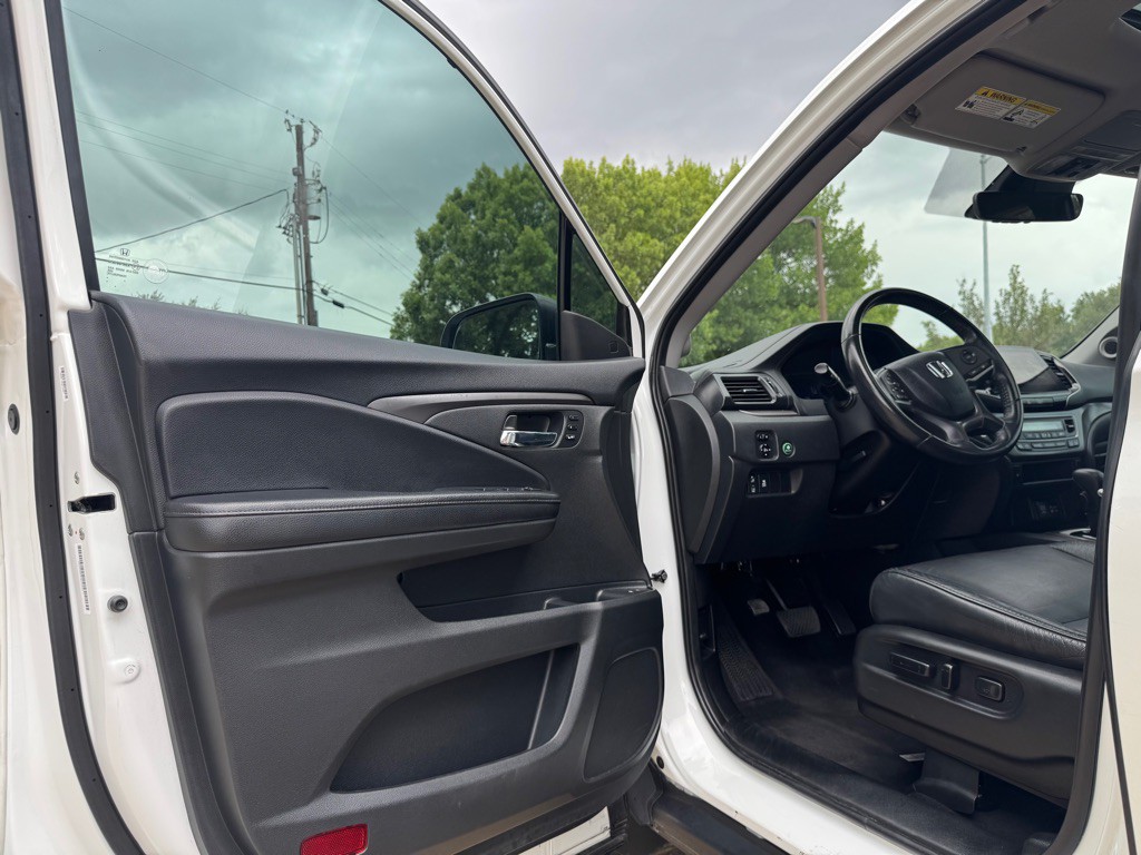 2020 Honda Pilot Image 5