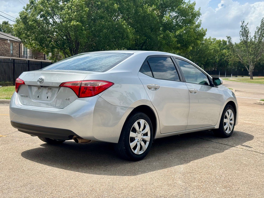 2018 Toyota Corolla Image 3