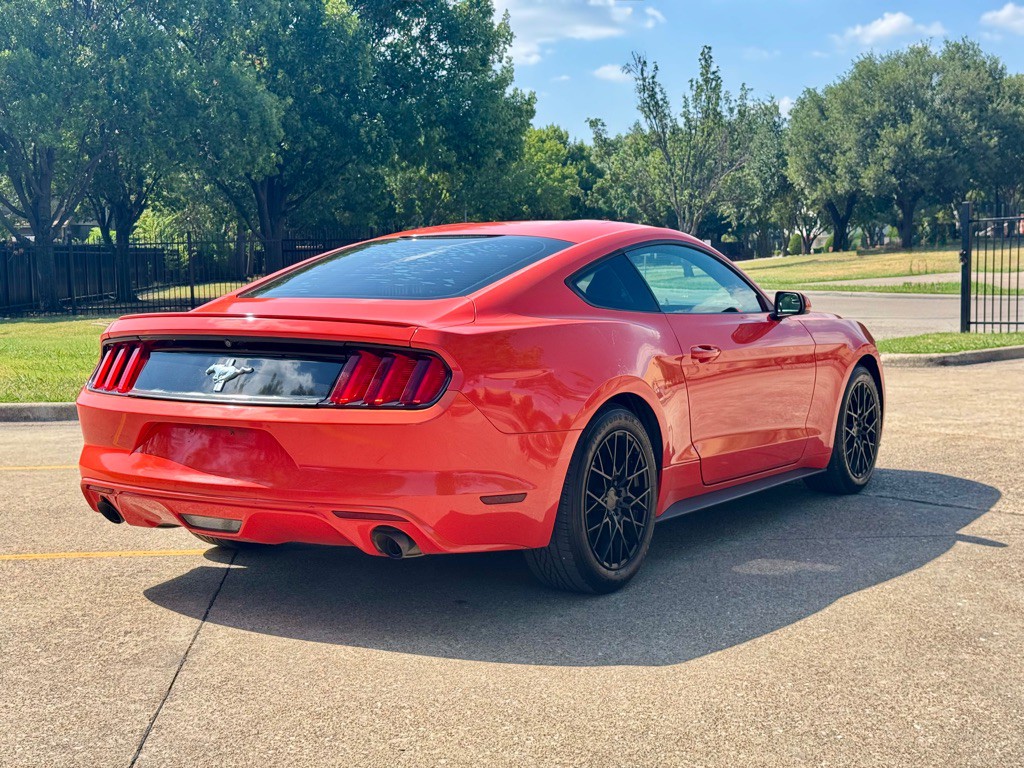2016 Ford Mustang Image 3