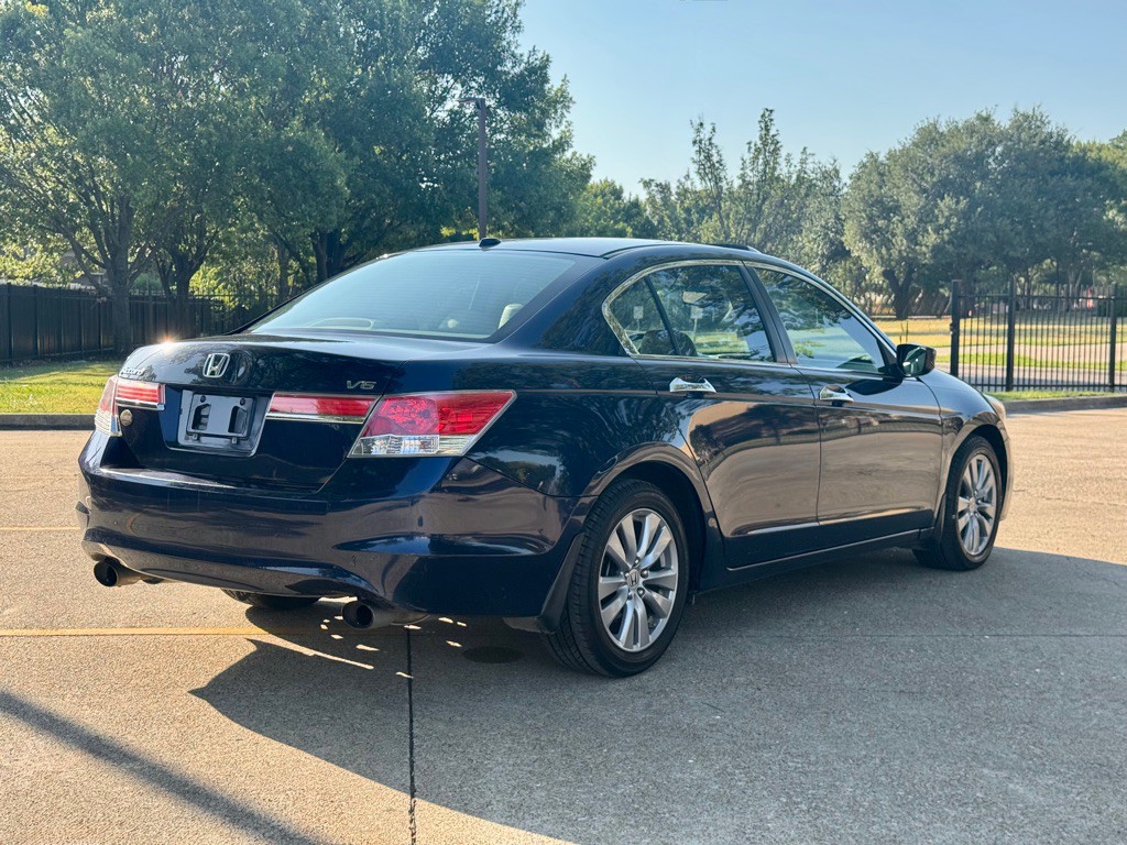 2011 Honda Accord Image 3