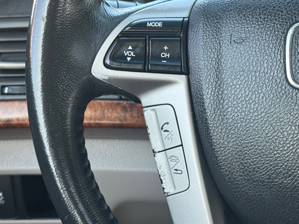 2011 Honda Accord Image 12