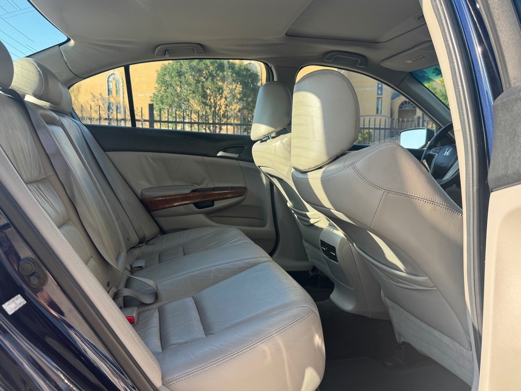 2011 Honda Accord Image 22