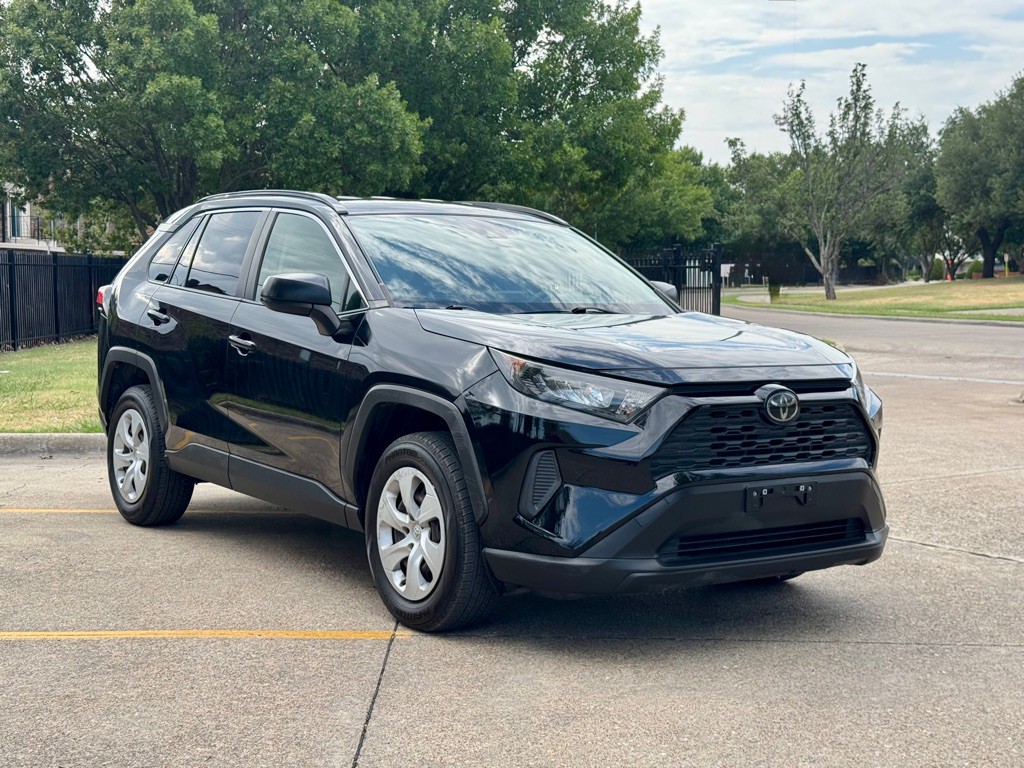 2019 Toyota Rav4 Image 2