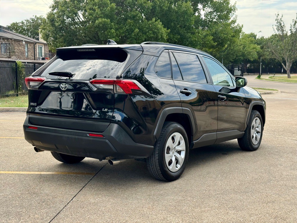 2019 Toyota Rav4 Image 3
