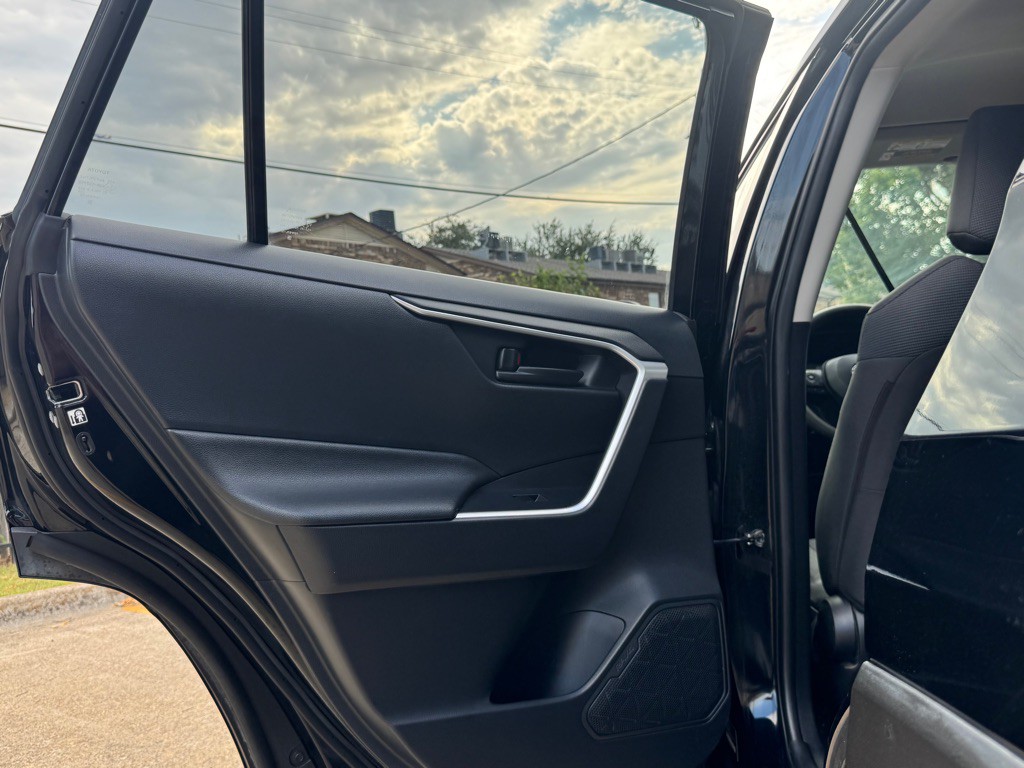 2019 Toyota Rav4 Image 22