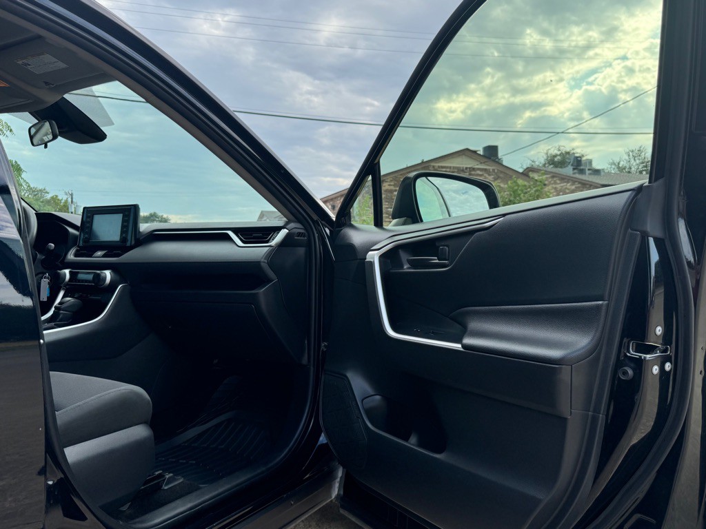 2019 Toyota Rav4 Image 26