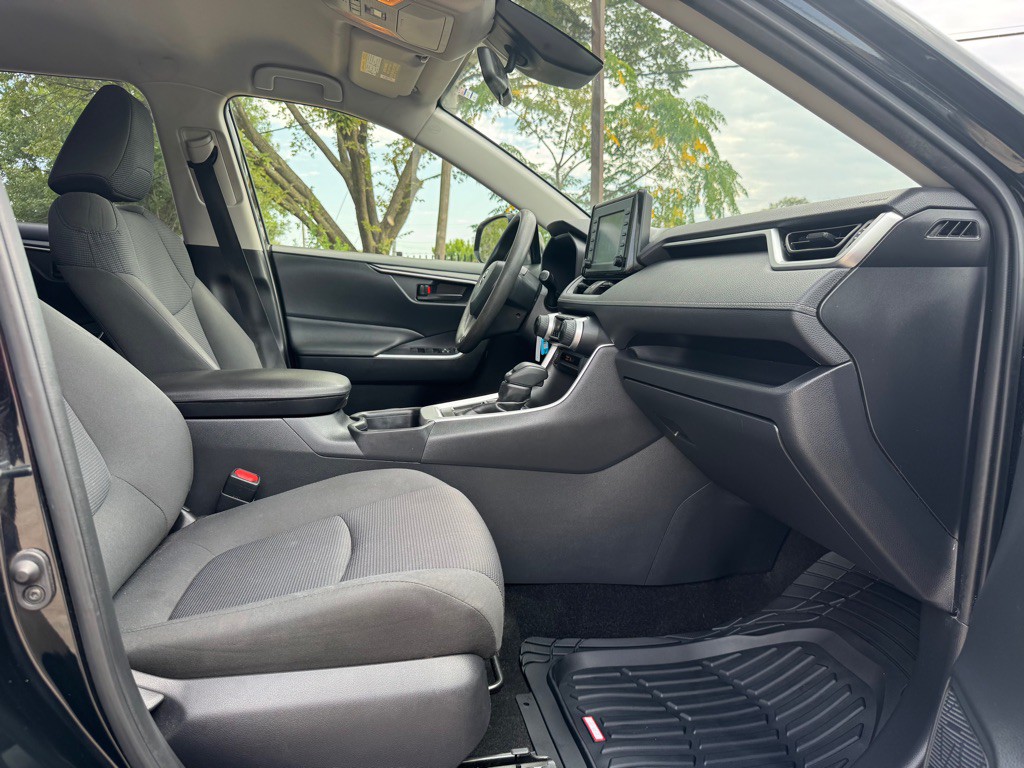 2019 Toyota Rav4 Image 27