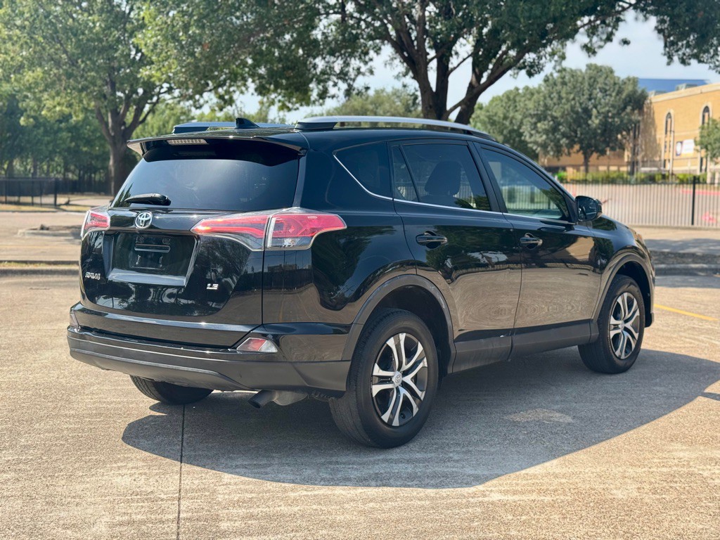 2016 Toyota Rav4 Image 3