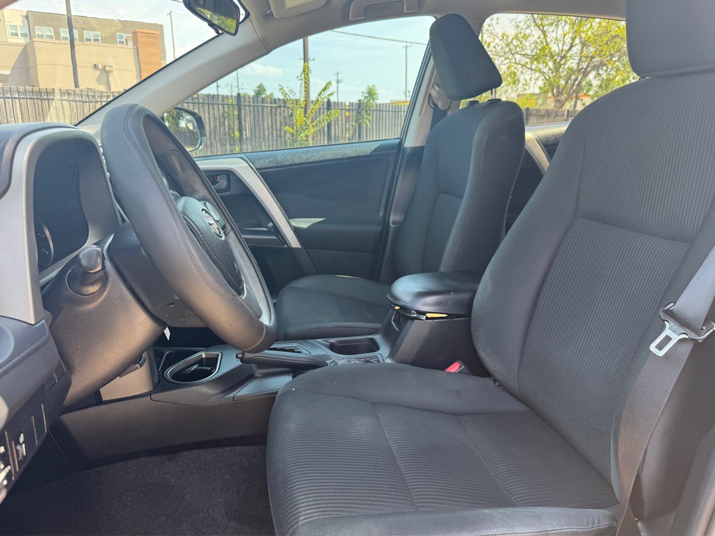 2016 Toyota Rav4 Image 8