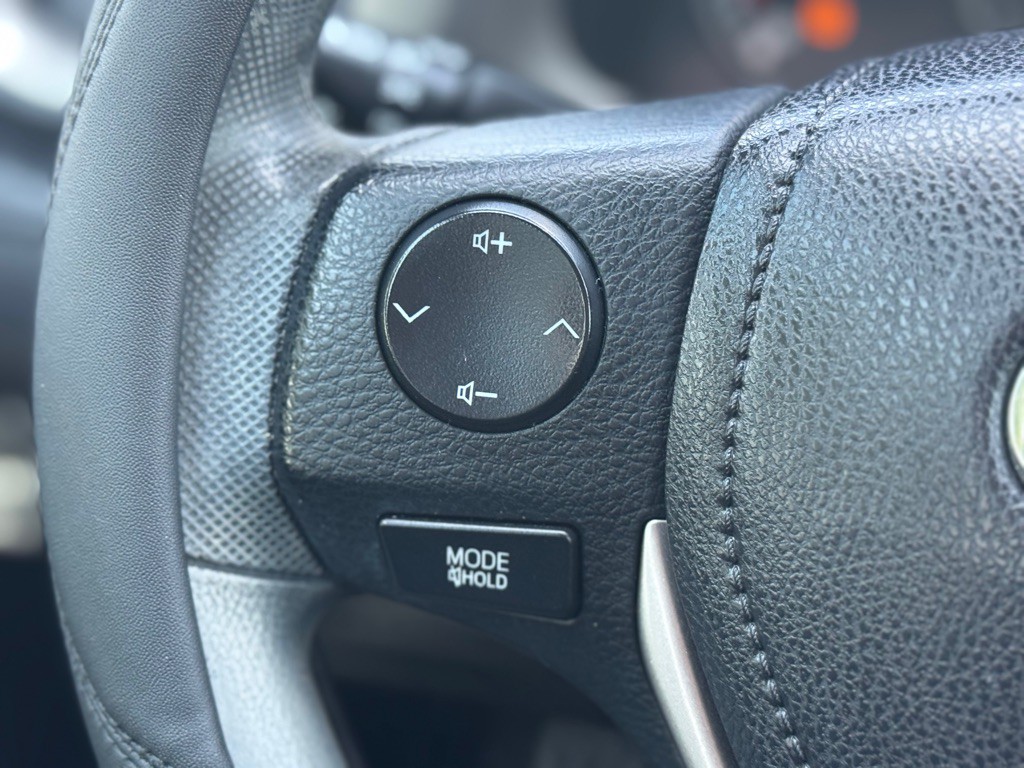2016 Toyota Rav4 Image 11