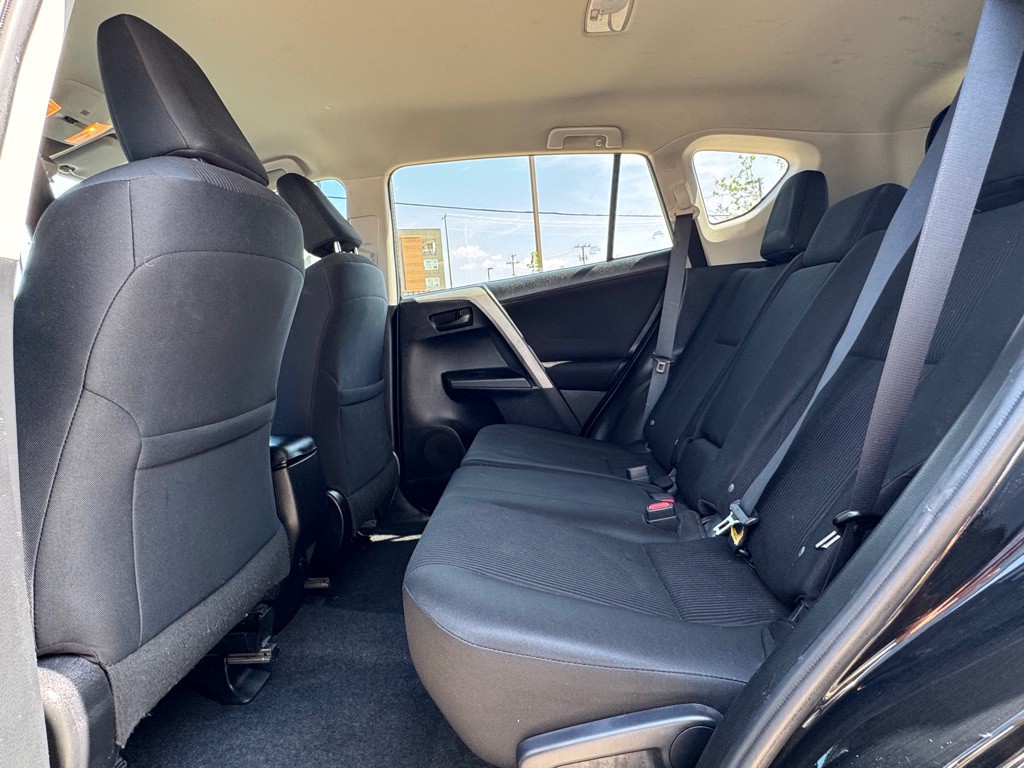 2016 Toyota Rav4 Image 23