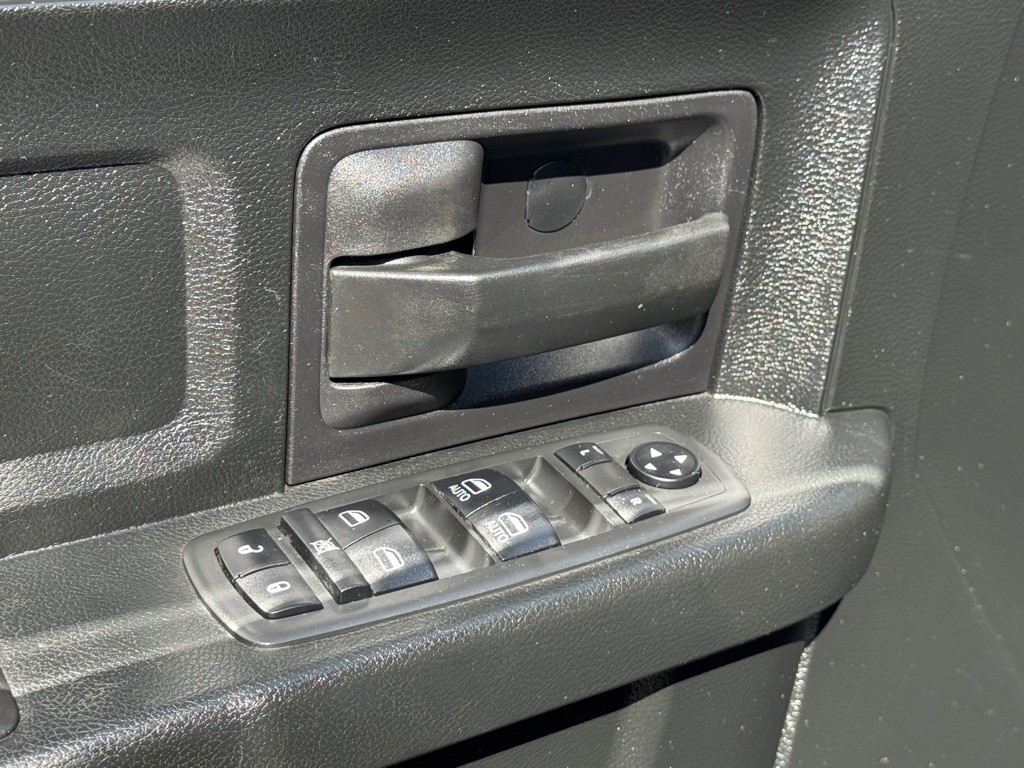 2018 RAM 1500 Image 6