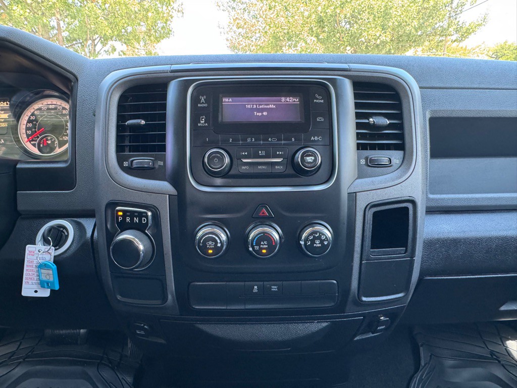 2018 RAM 1500 Image 16