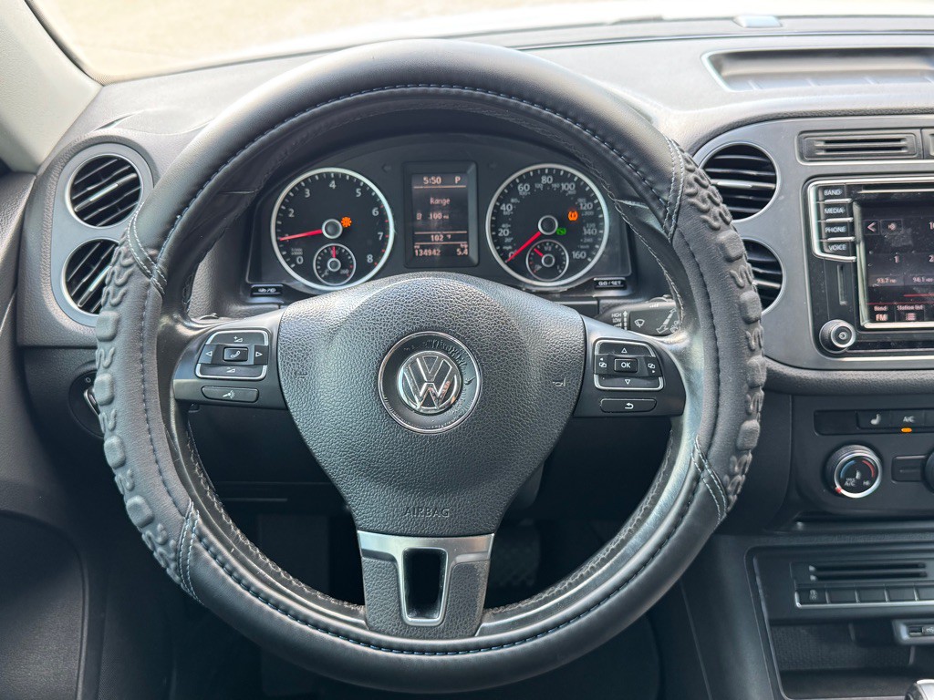2017 Volkswagen Tiguan Image 31