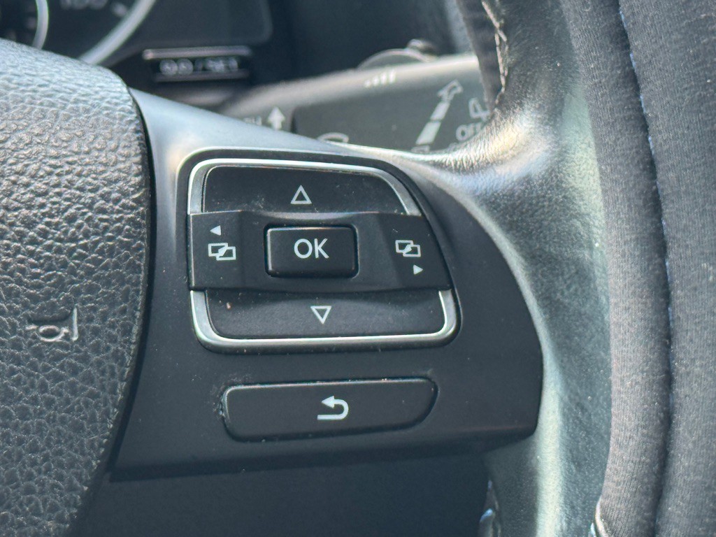 2017 Volkswagen Tiguan Image 33