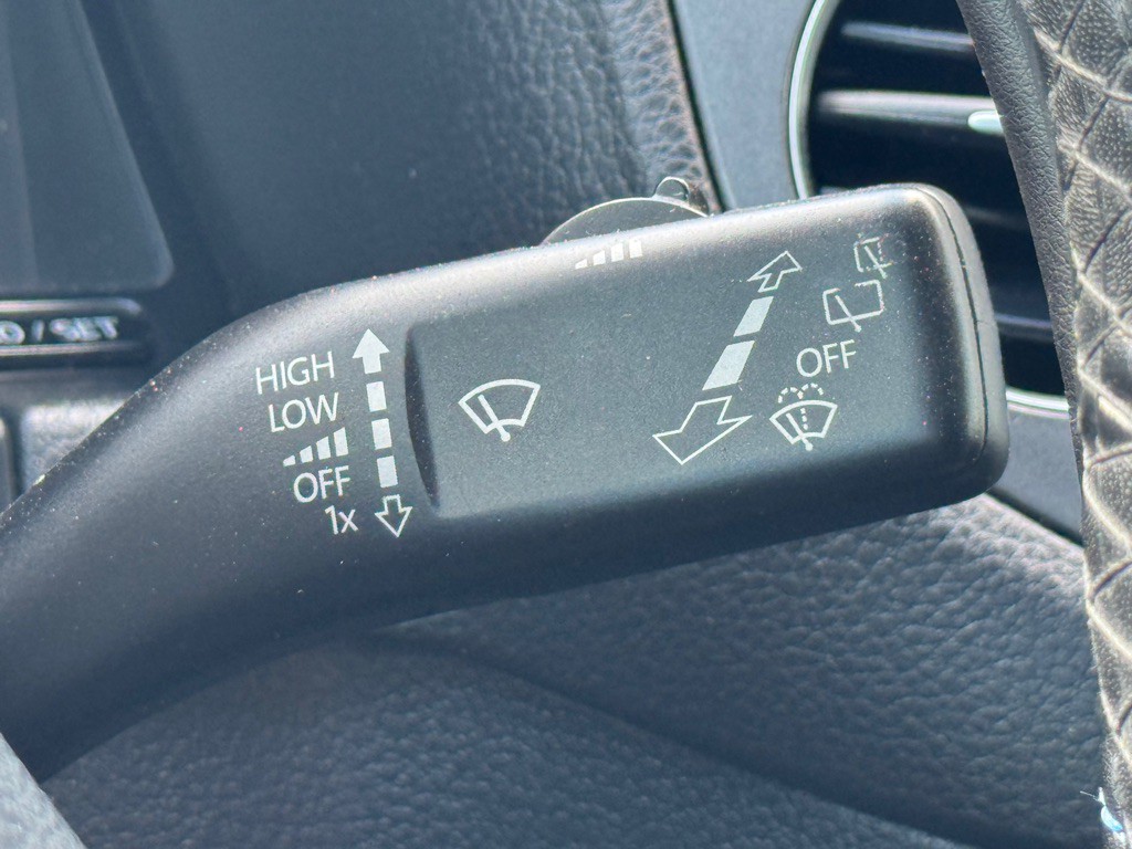 2017 Volkswagen Tiguan Image 35