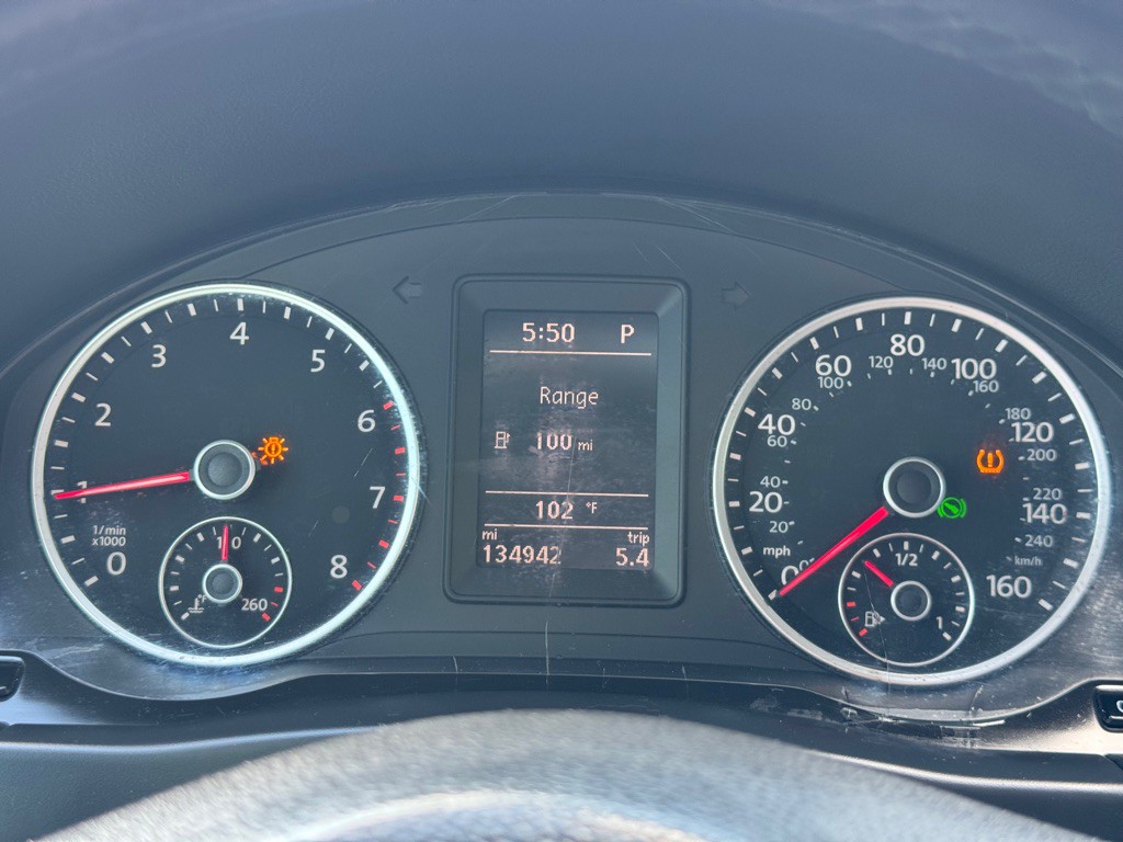 2017 Volkswagen Tiguan Image 36
