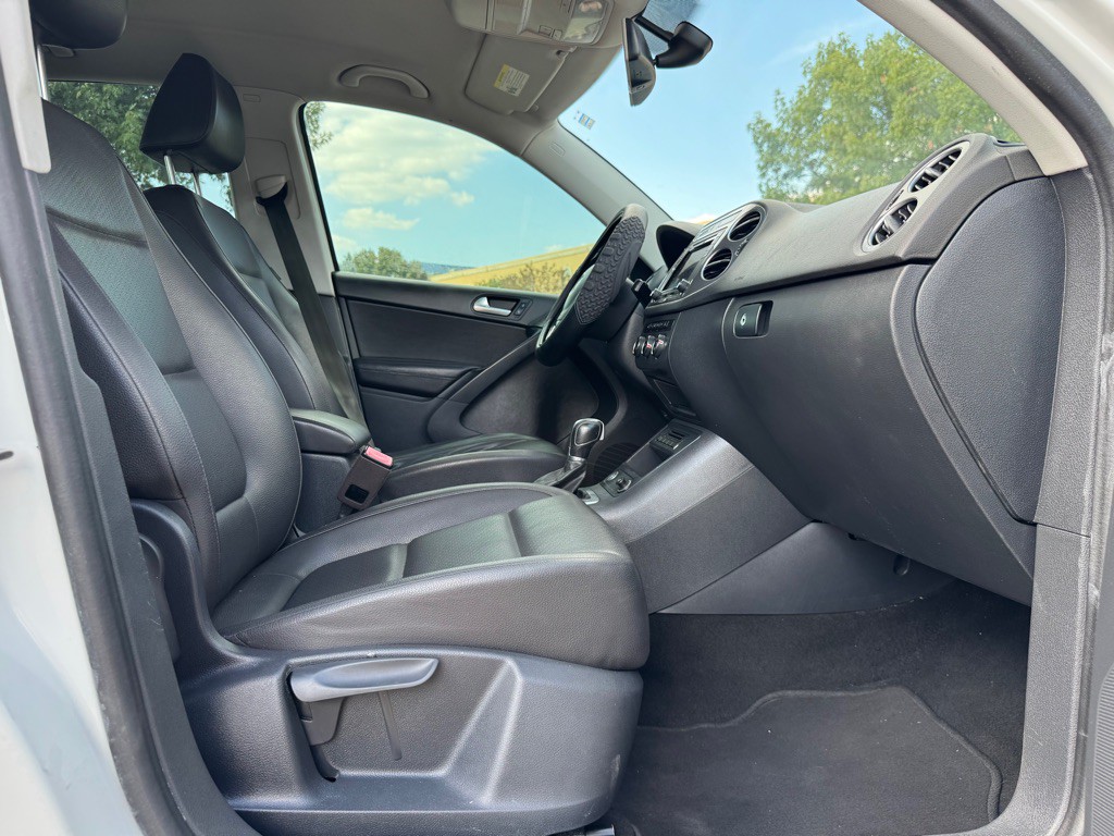 2017 Volkswagen Tiguan Image 50