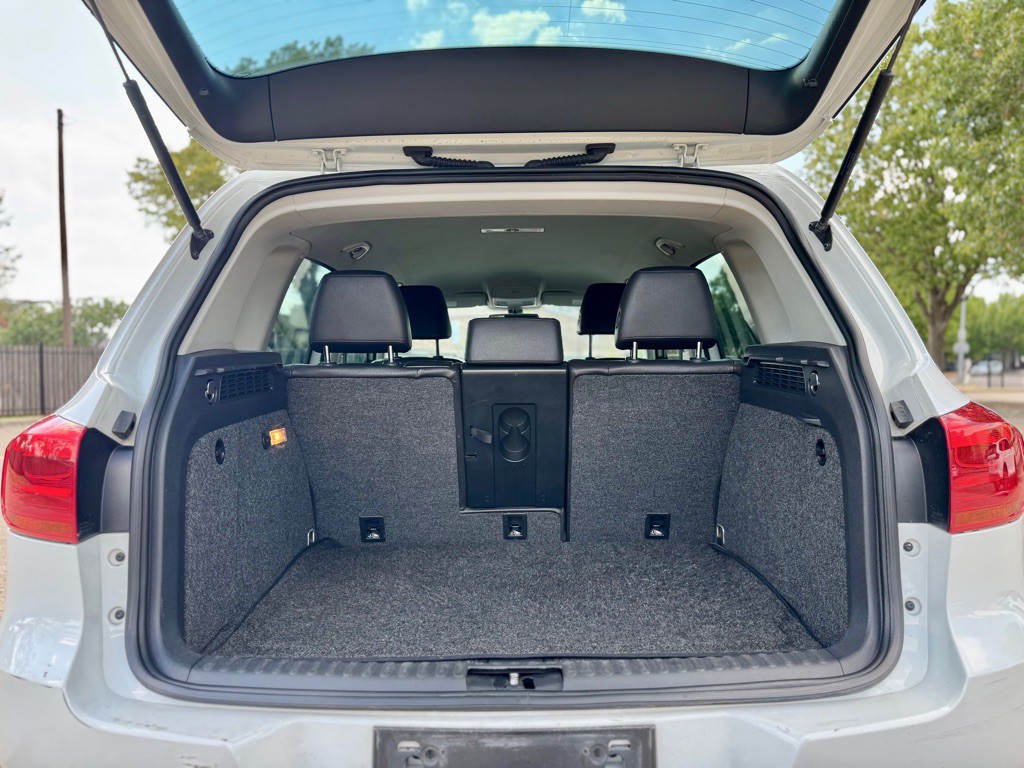 2017 Volkswagen Tiguan Image 51