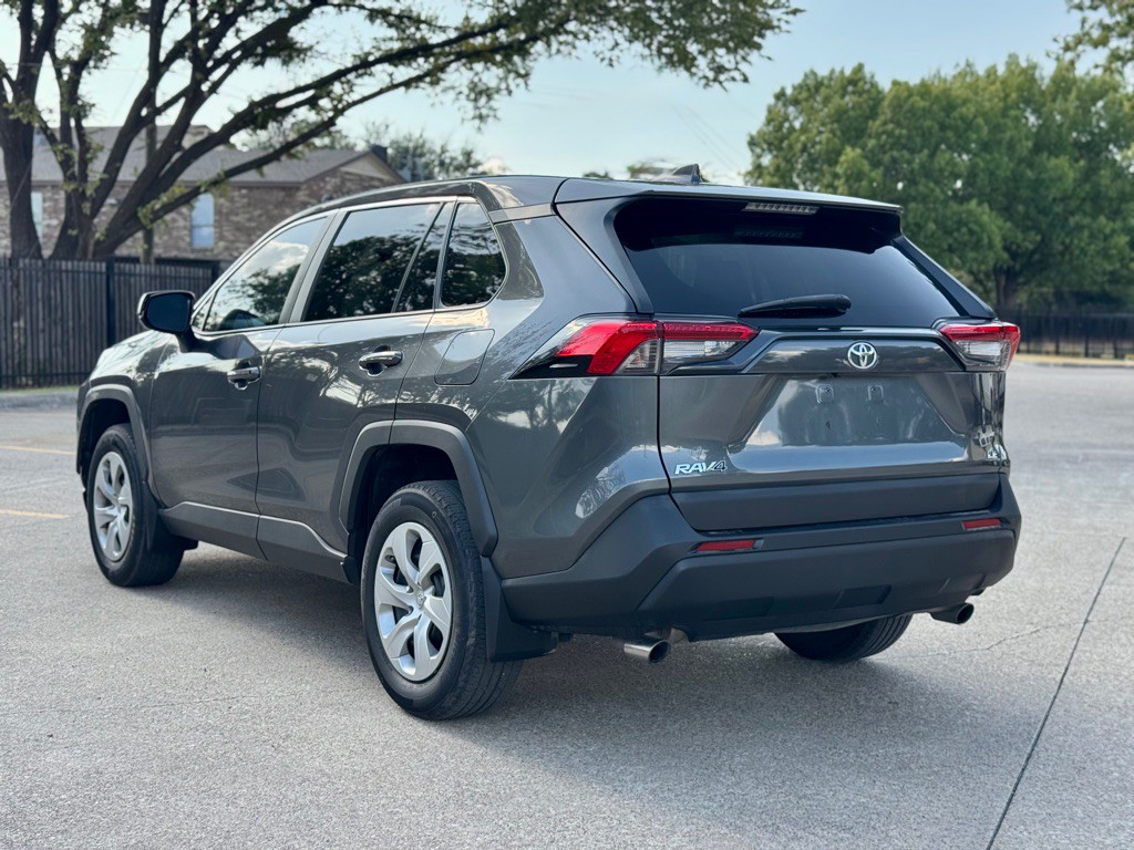2022 Toyota Rav4 Image 4