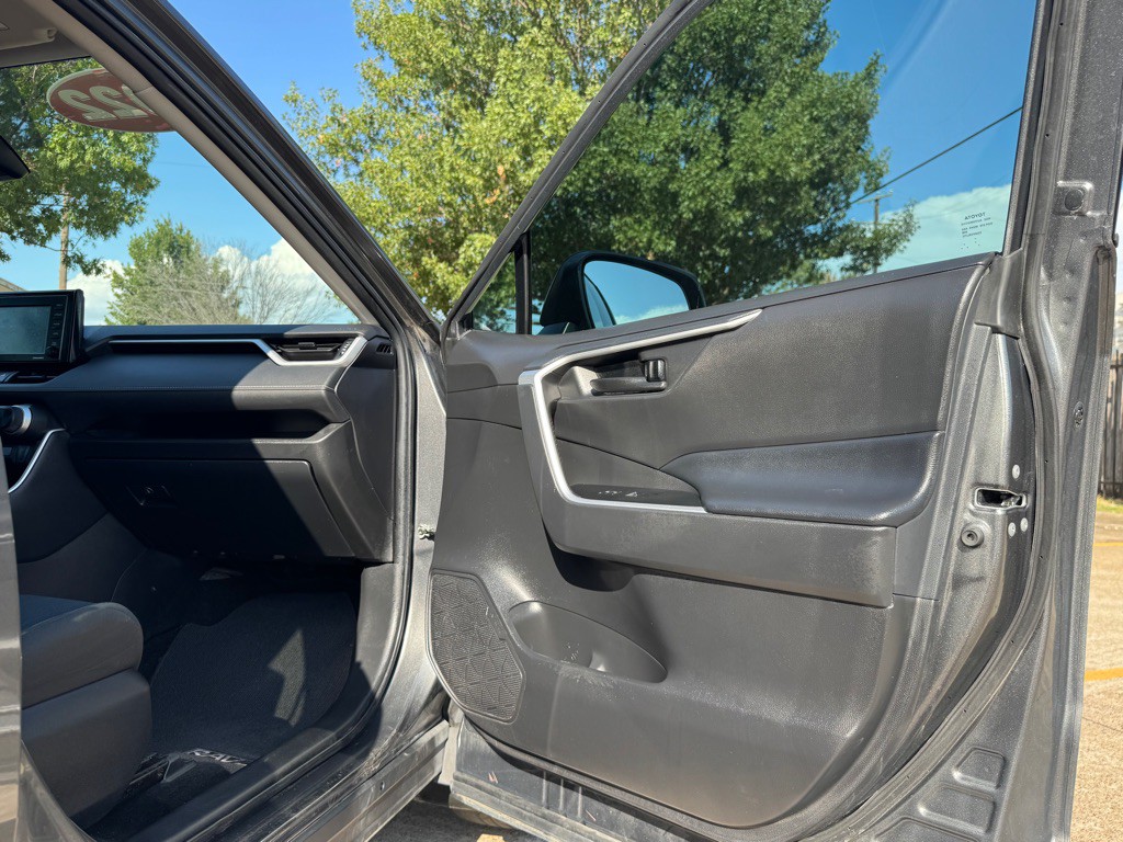 2022 Toyota Rav4 Image 27