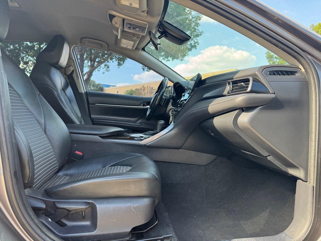 2021 Toyota Camry Image 28