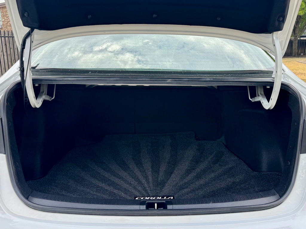 2021 Toyota Corolla Image 31