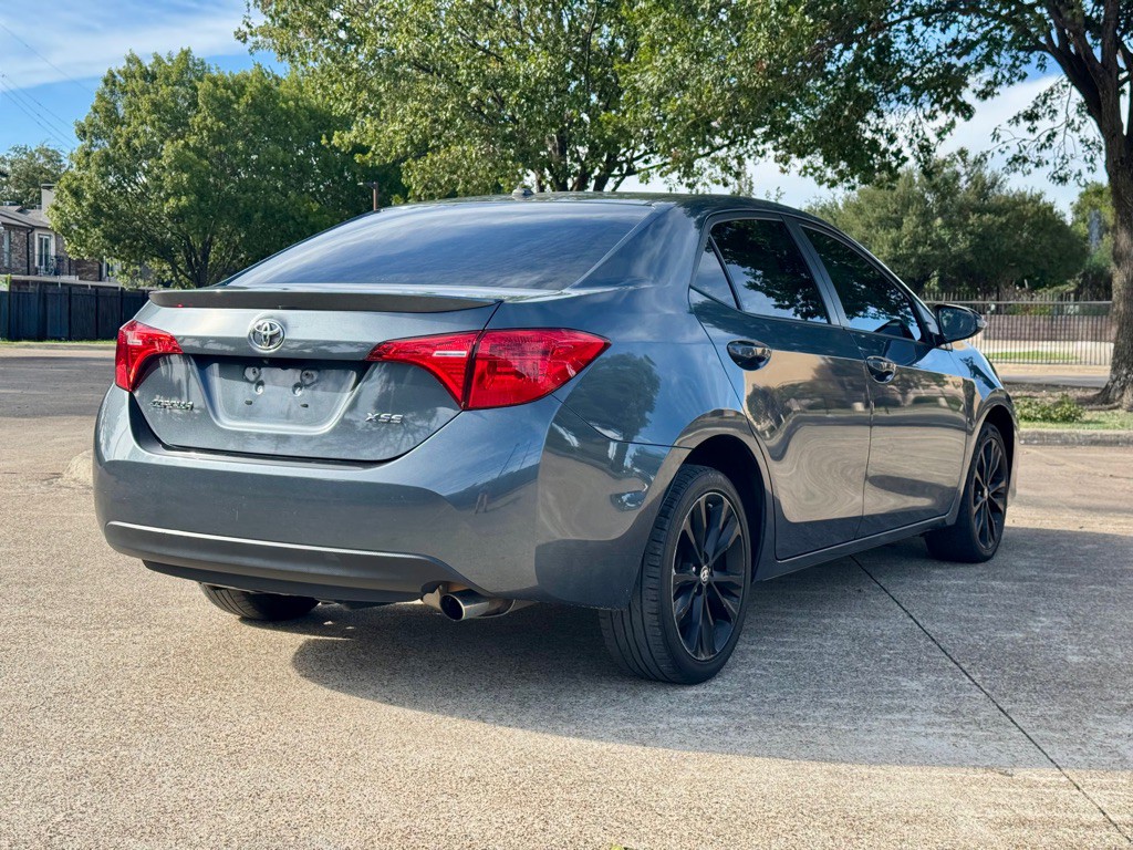 2017 Toyota Corolla Image 3