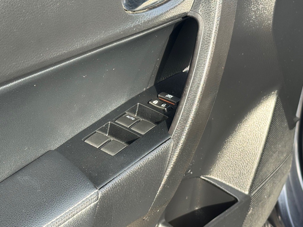 2017 Toyota Corolla Image 7