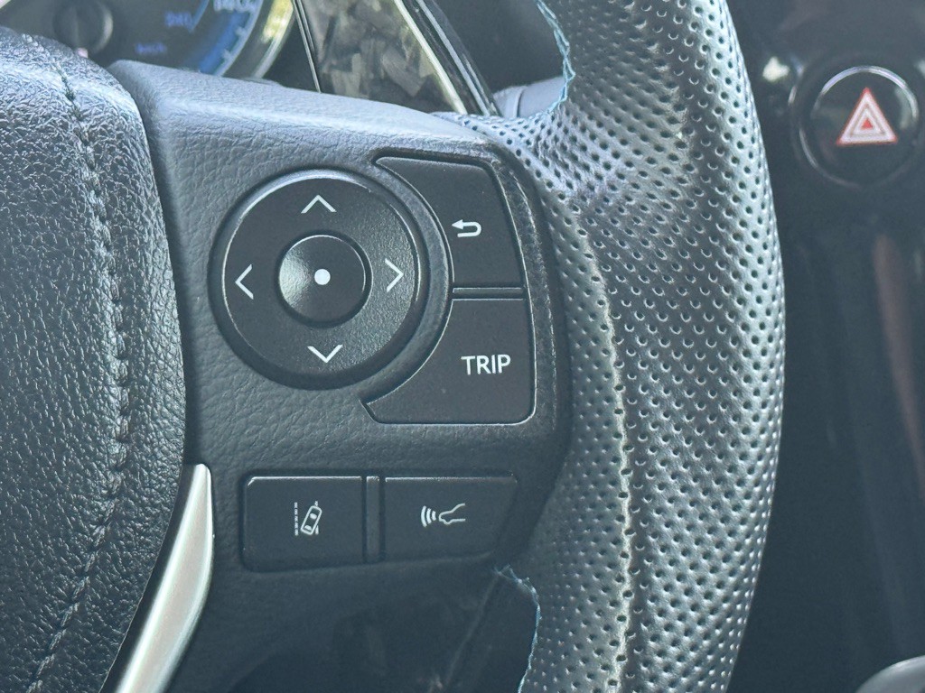 2017 Toyota Corolla Image 13