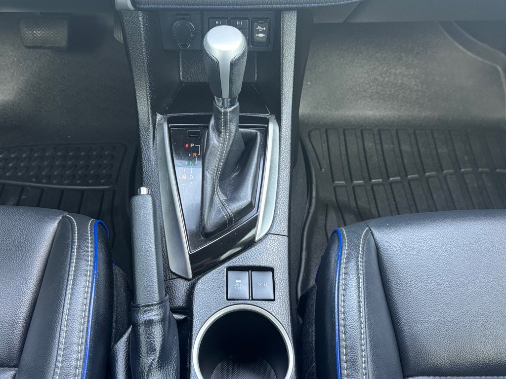 2017 Toyota Corolla Image 18