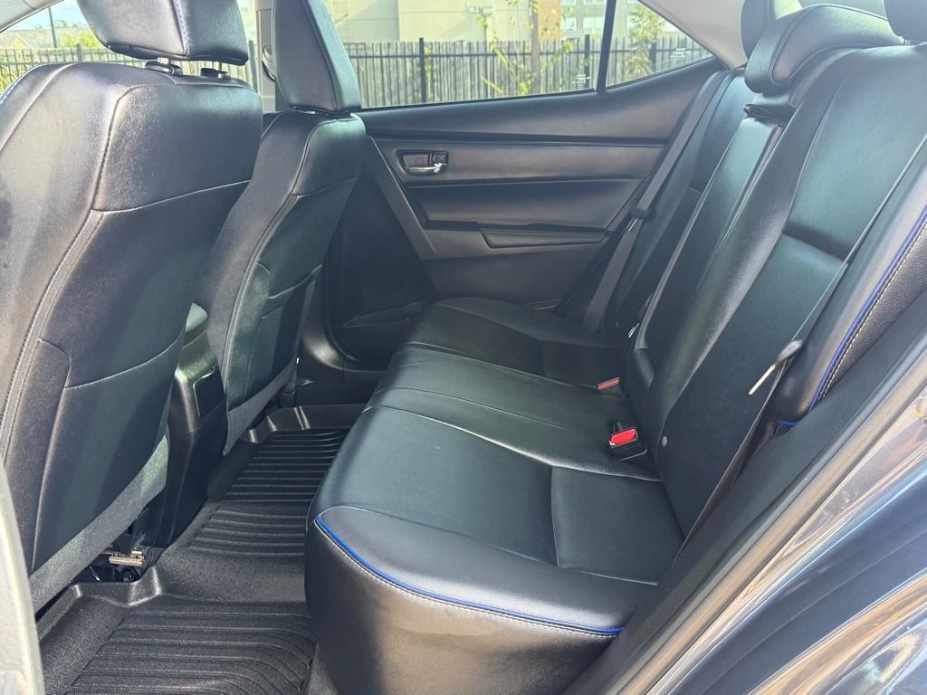 2017 Toyota Corolla Image 26