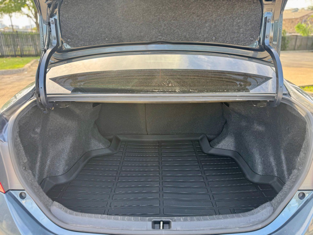 2017 Toyota Corolla Image 31
