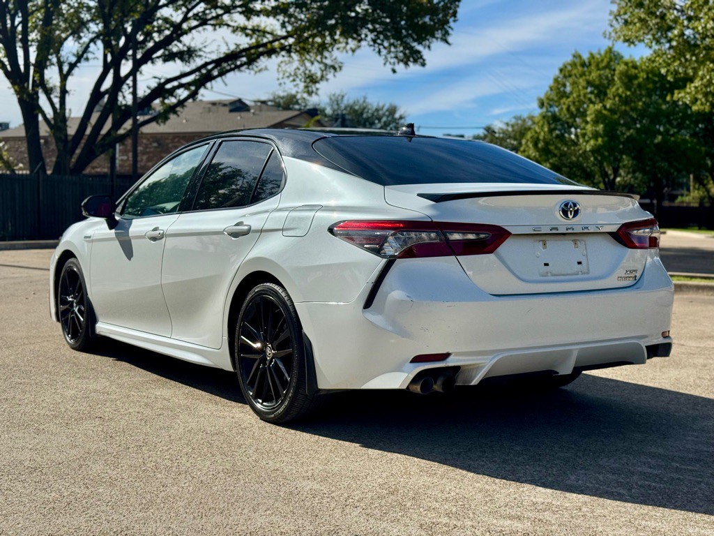 2021 Toyota Camry Image 4