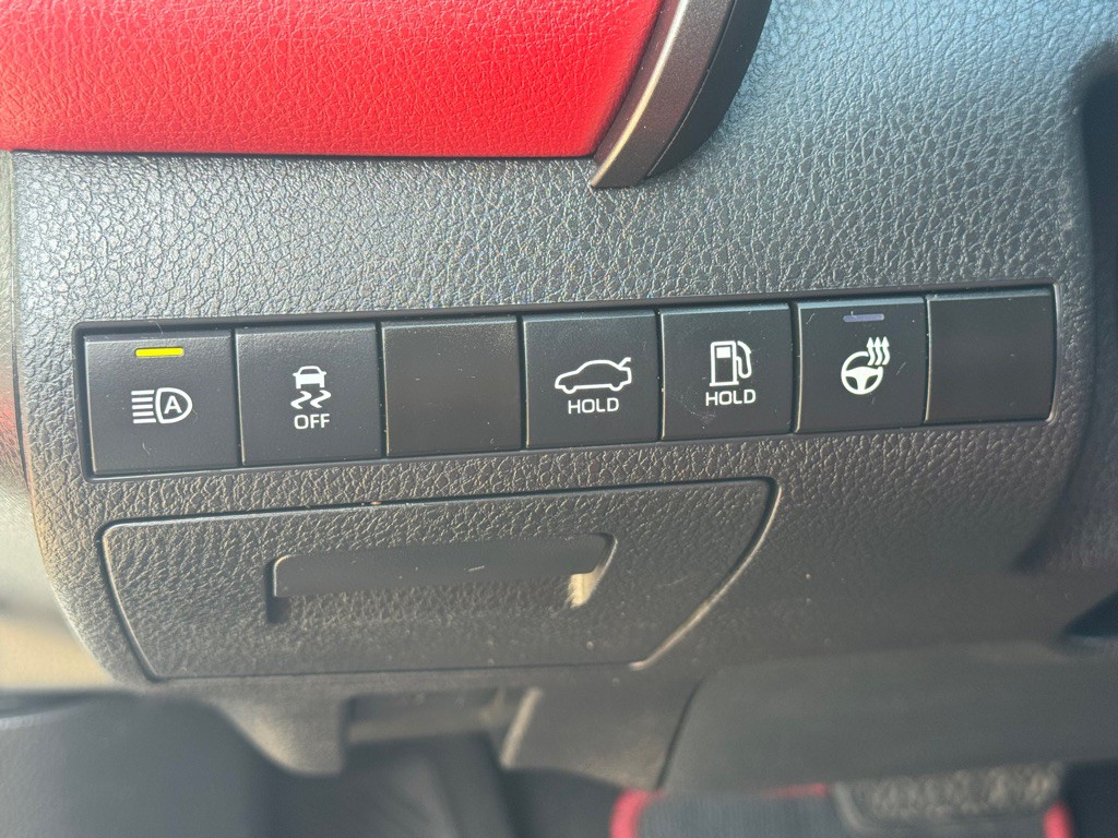 2021 Toyota Camry Image 10