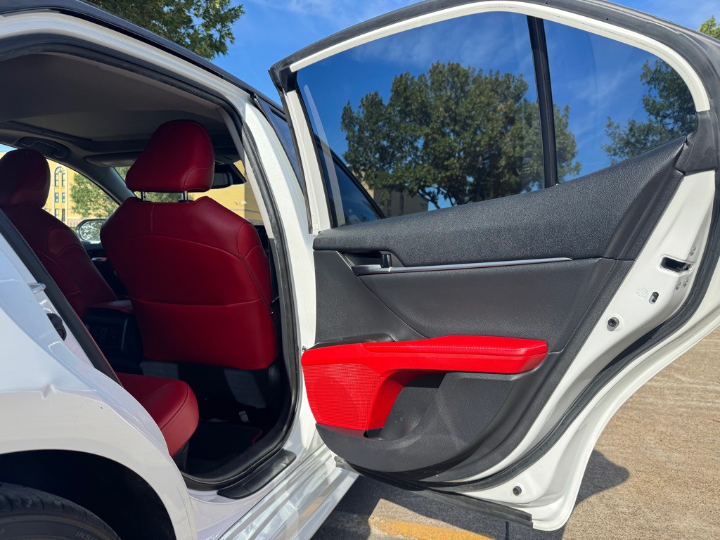 2021 Toyota Camry Image 27