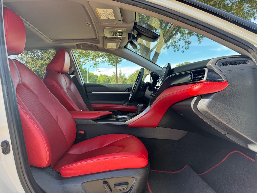 2021 Toyota Camry Image 30