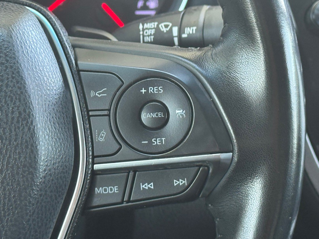 2019 Toyota Camry Image 14