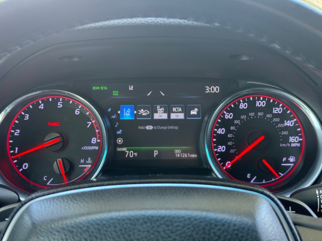 2019 Toyota Camry Image 17