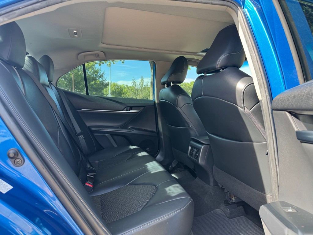 2019 Toyota Camry Image 29