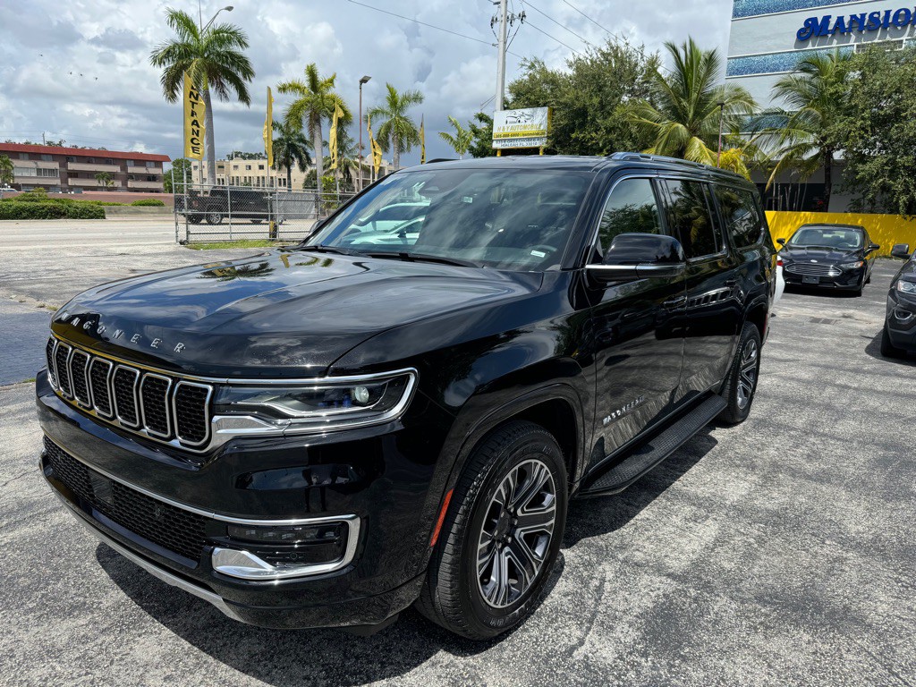 2024 Jeep Wagoneer L Image 1